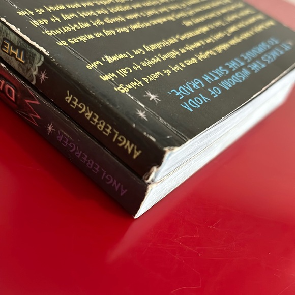 2 Pack: The Strange Case of Origami Yoda / Darth Paper Strikes Back - Picture 5 of 17